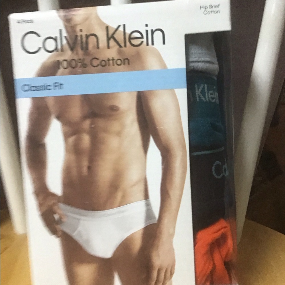 Calvin Klein Classic Hip Briefs